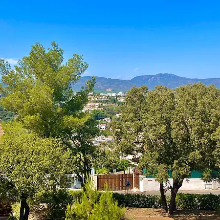 Villa Raphael - Charming Villa - Pool, Panoramic Seaview, Ac, Wifi