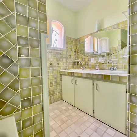 Charming French Riviera // Pool, Seaview, Ac, 9pax // Saint-Raphaël